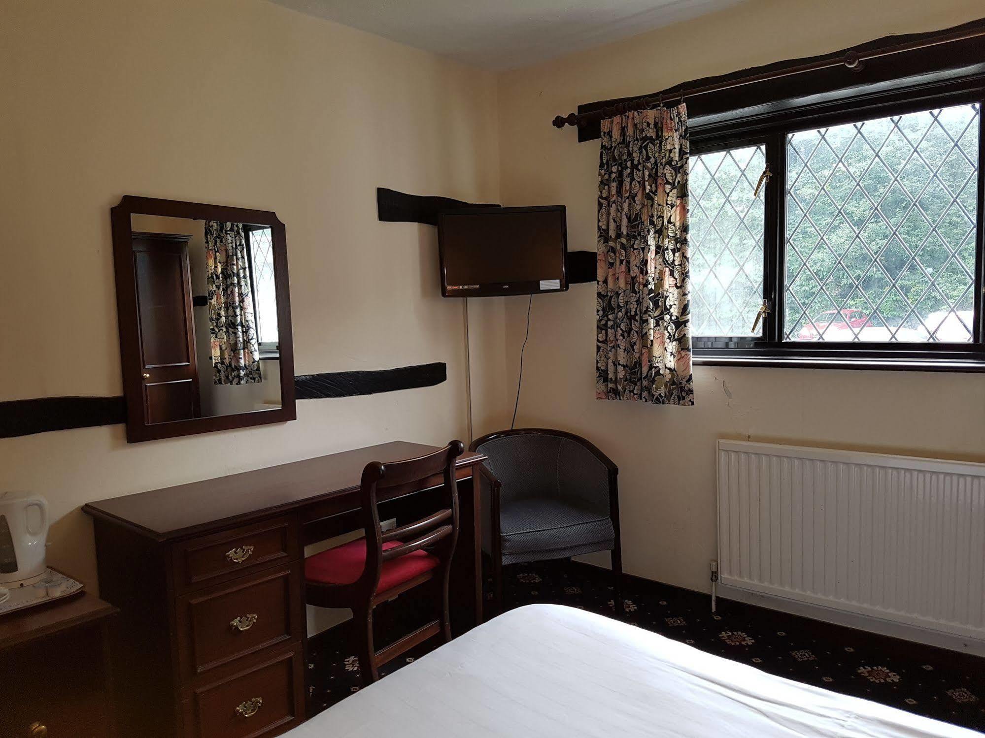 The Regency Hotel Copthorne  Экстерьер фото