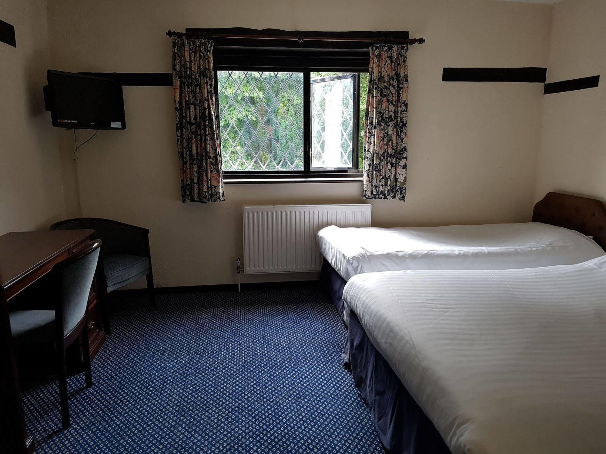 The Regency Hotel Copthorne  Экстерьер фото